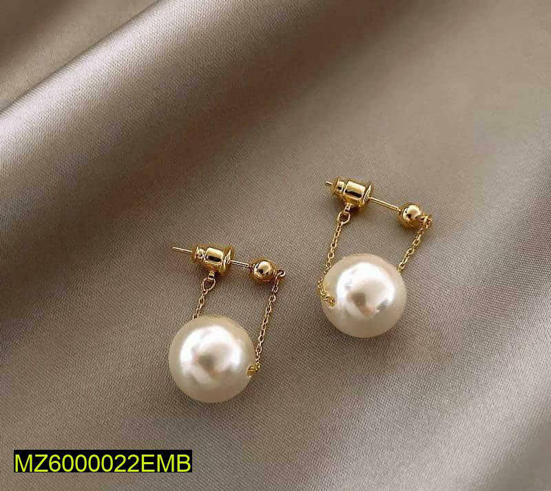 Beautiful earing ball shape